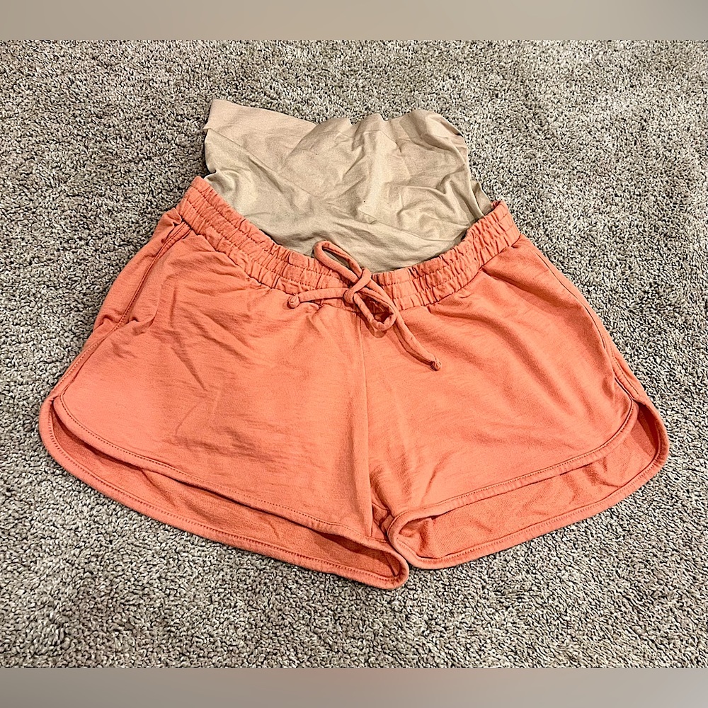 A:glow Maternity Shorts